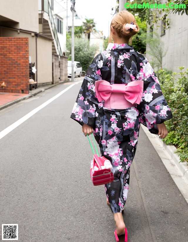 Erika Saeki - Snaps Ebony Style